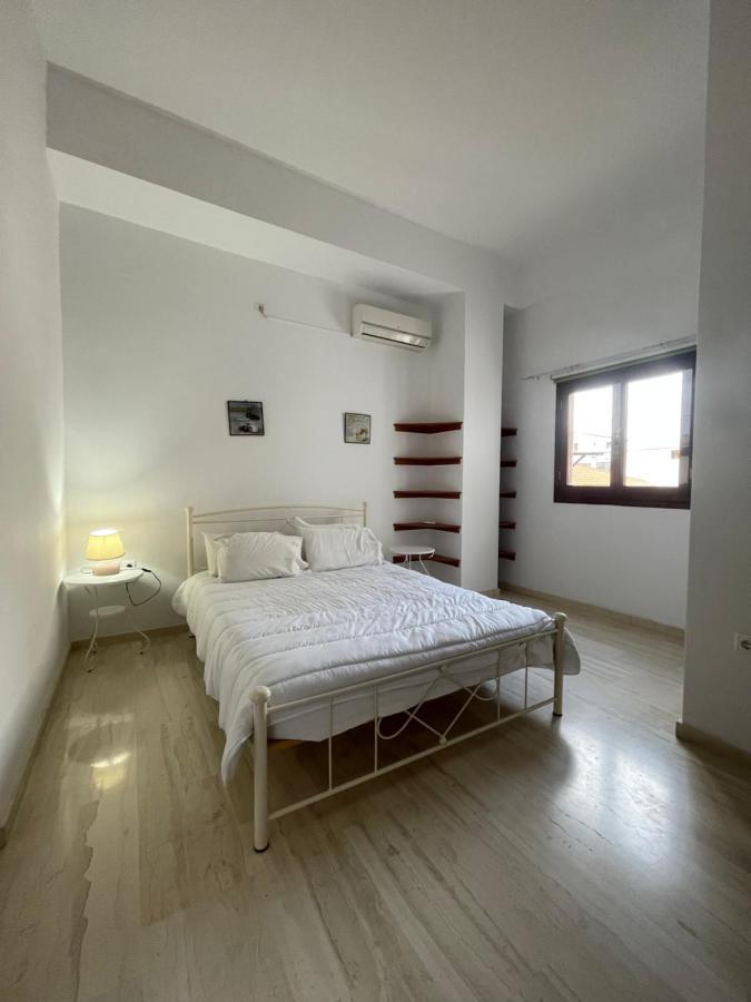 Aphaias Apartments Aegina Exteriör bild